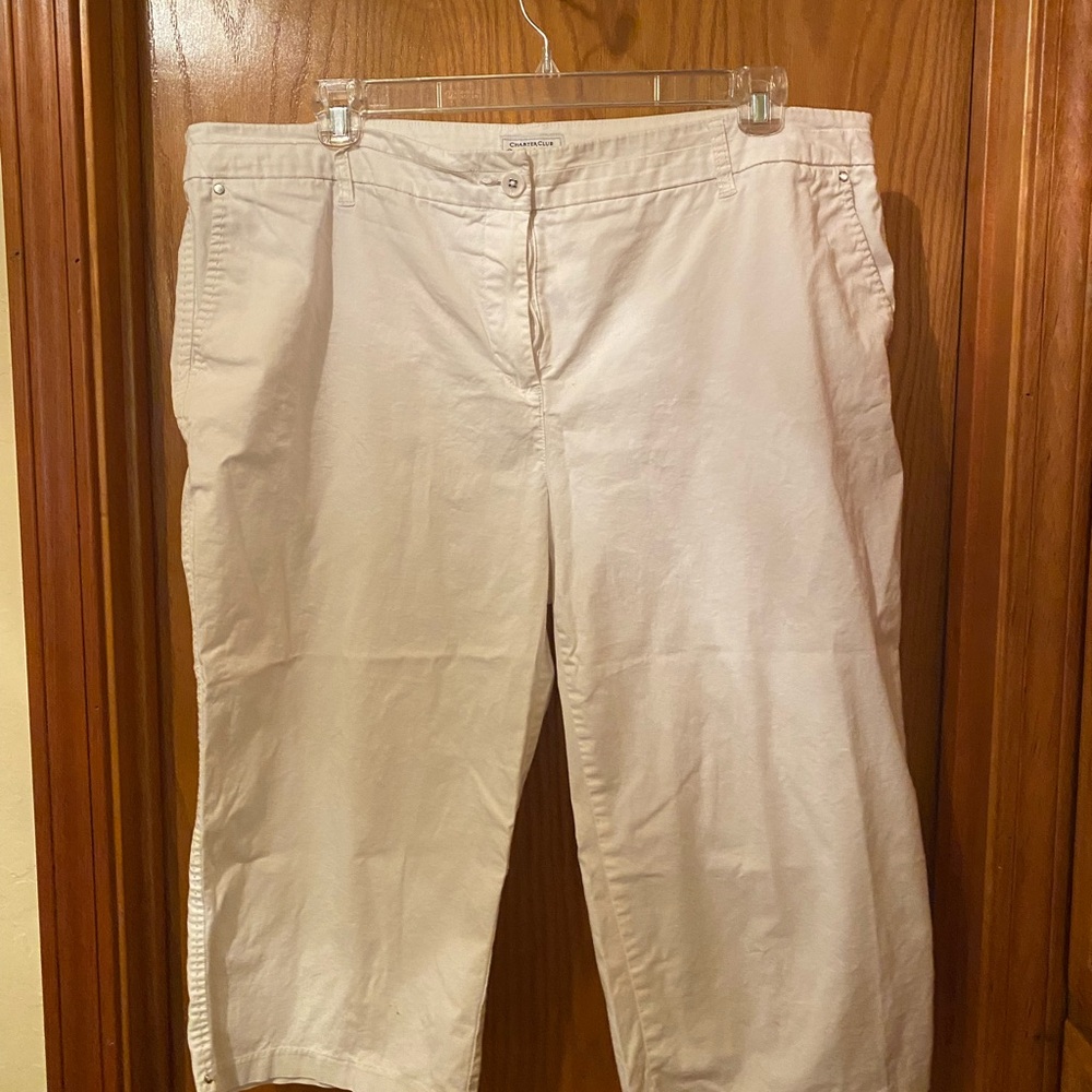 Charter Club Classic Fit Cotton Capris in White Size 20w